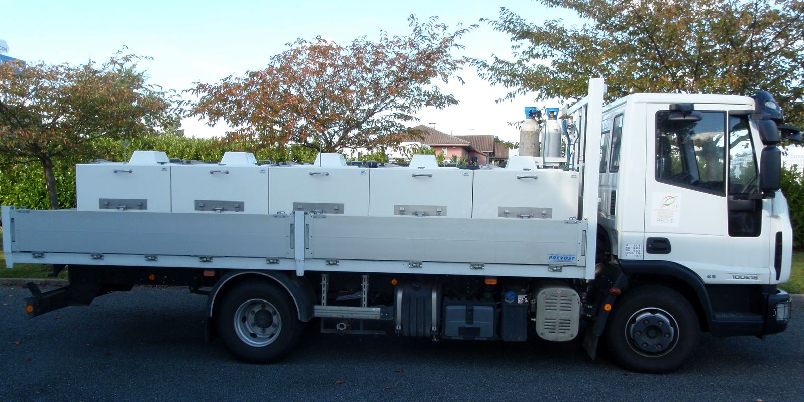 Camion de transport du poisson de la Fédération de Pêche de Saône-et-Loire